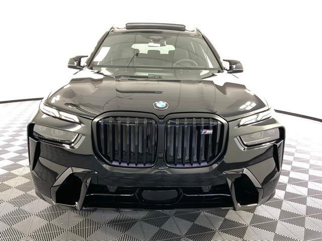 new 2025 BMW X7 car, priced at $123,450