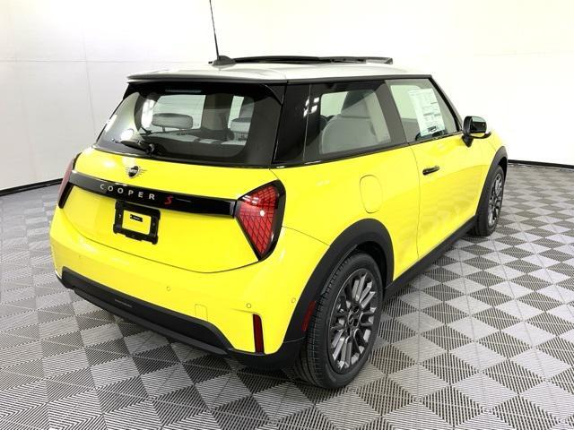 new 2025 MINI Hardtop car, priced at $36,055