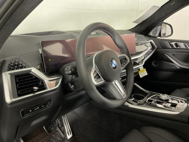 new 2025 BMW X7 car, priced at $129,790