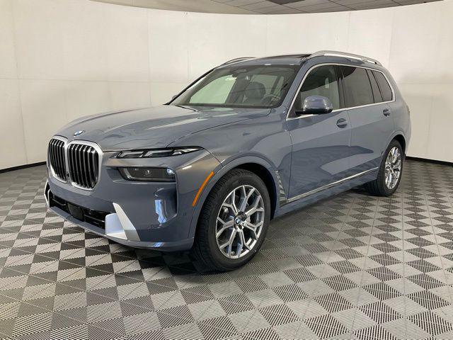 new 2026 BMW X7 car, priced at $95,225
