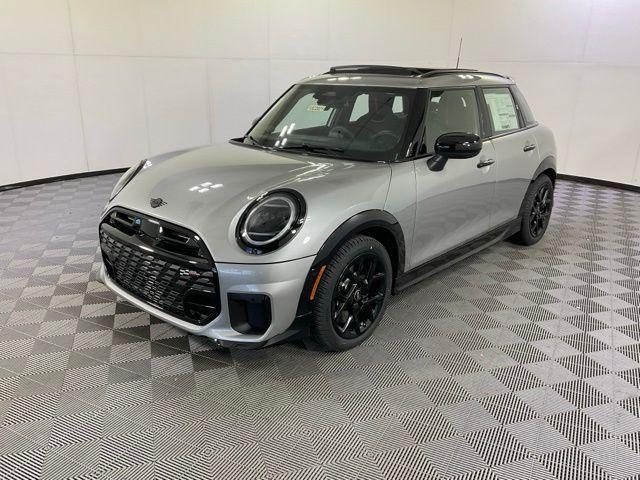 new 2026 MINI Hardtop car, priced at $42,140
