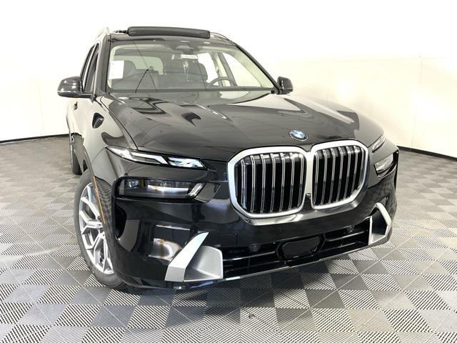 new 2025 BMW X7 car, priced at $87,450