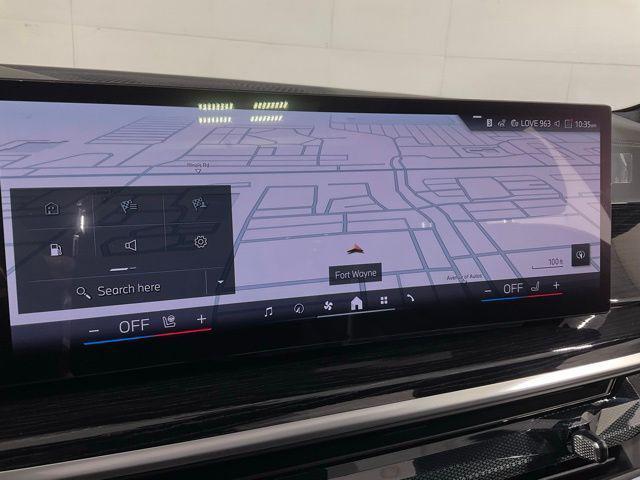 new 2026 BMW X7 car, priced at $100,115