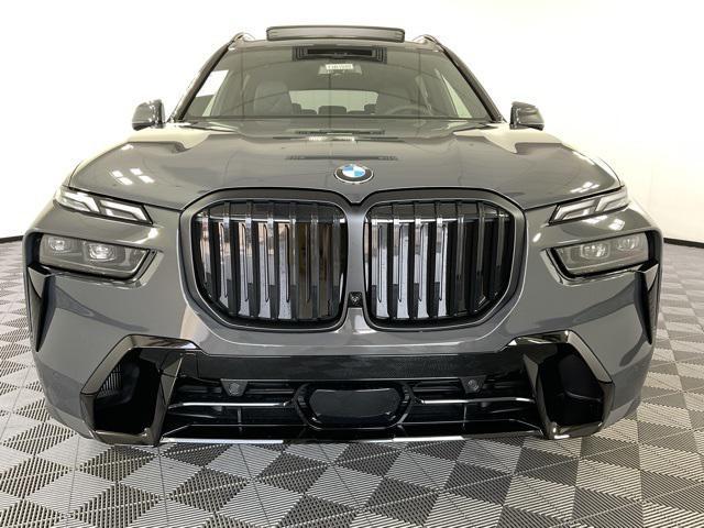 new 2025 BMW X7 car, priced at $98,690