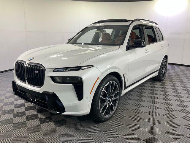 new 2026 BMW X7 car, priced at $123,615