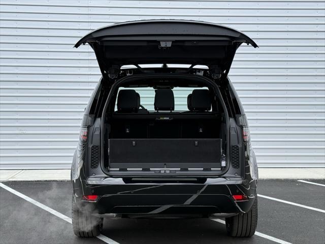 new 2025 Land Rover Discovery car, priced at $79,188