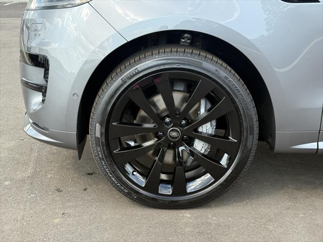 new 2025 Land Rover Range Rover Sport car, priced at $102,525