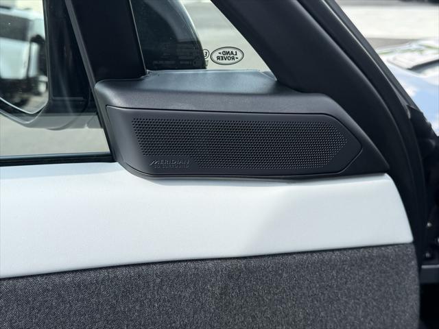 new 2025 Land Rover Range Rover Sport car, priced at $102,525