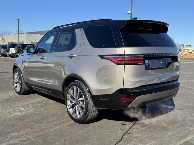 new 2025 Land Rover Discovery car, priced at $79,353