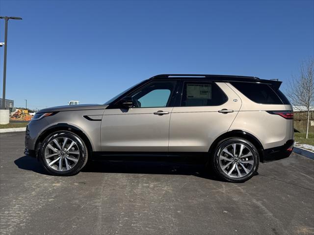 new 2025 Land Rover Discovery car, priced at $79,353