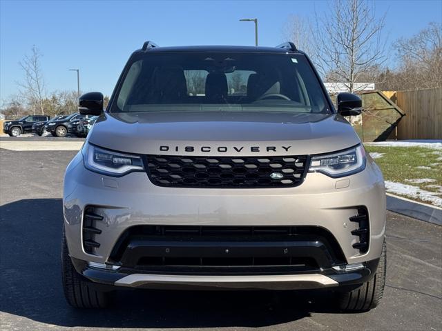 new 2025 Land Rover Discovery car, priced at $79,353