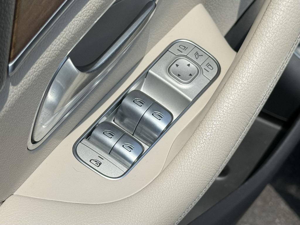 used 2020 Mercedes-Benz GLE 350 car, priced at $29,323