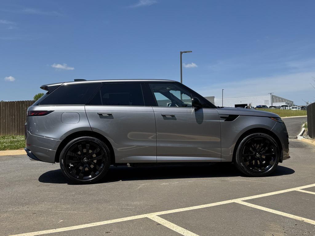 new 2025 Land Rover Range Rover Sport car, priced at $109,215