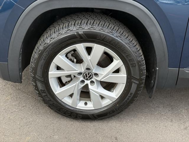 used 2021 Volkswagen Atlas Cross Sport car, priced at $23,623