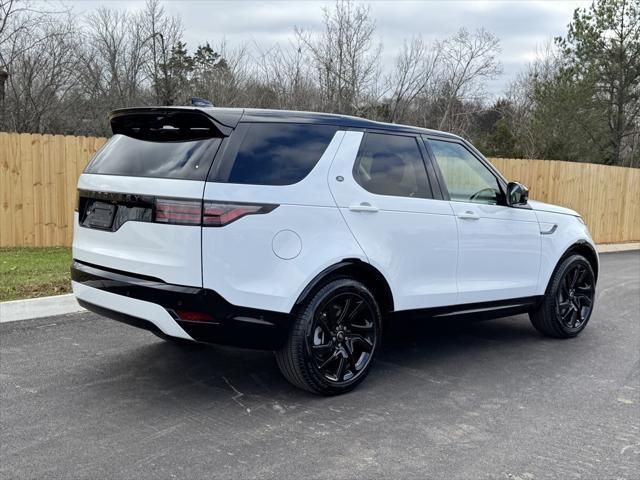 new 2025 Land Rover Discovery car, priced at $70,153