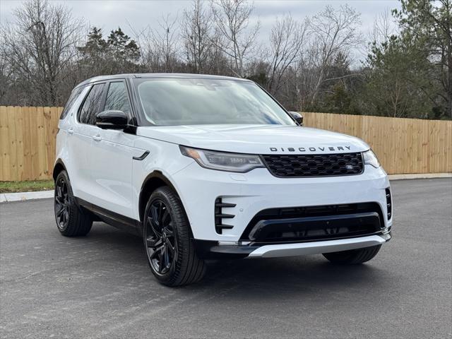 new 2025 Land Rover Discovery car, priced at $70,153