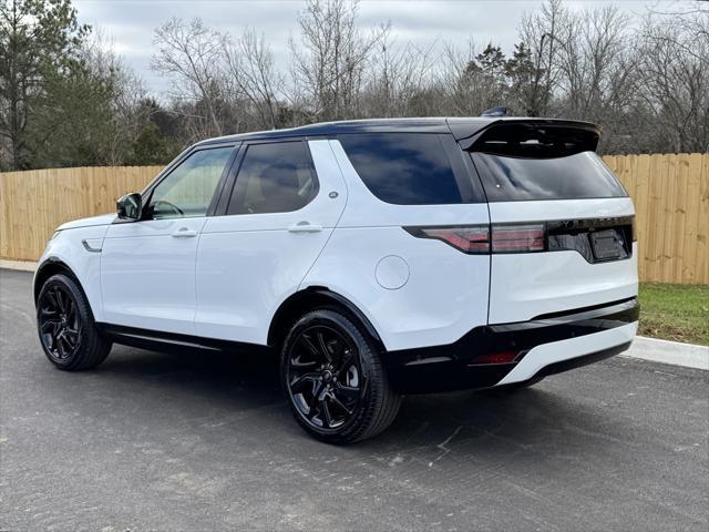 new 2025 Land Rover Discovery car, priced at $70,153