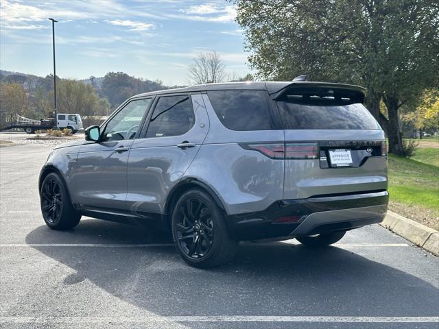 used 2021 Land Rover Discovery car, priced at $38,988