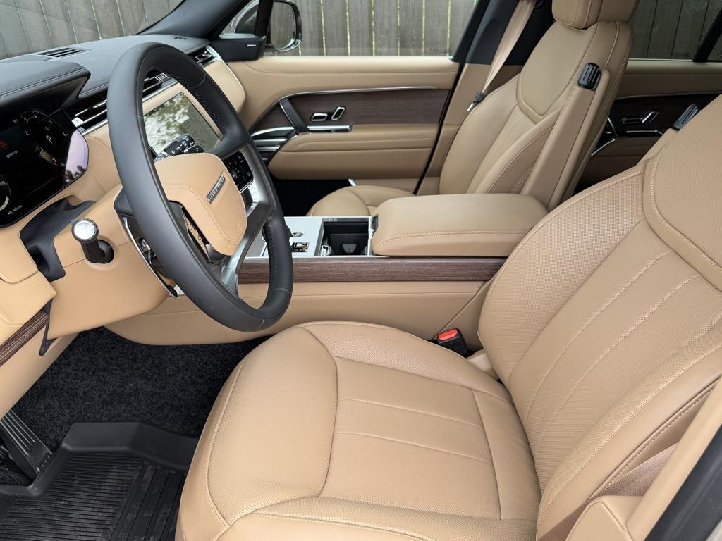 new 2025 Land Rover Range Rover car, priced at $121,480