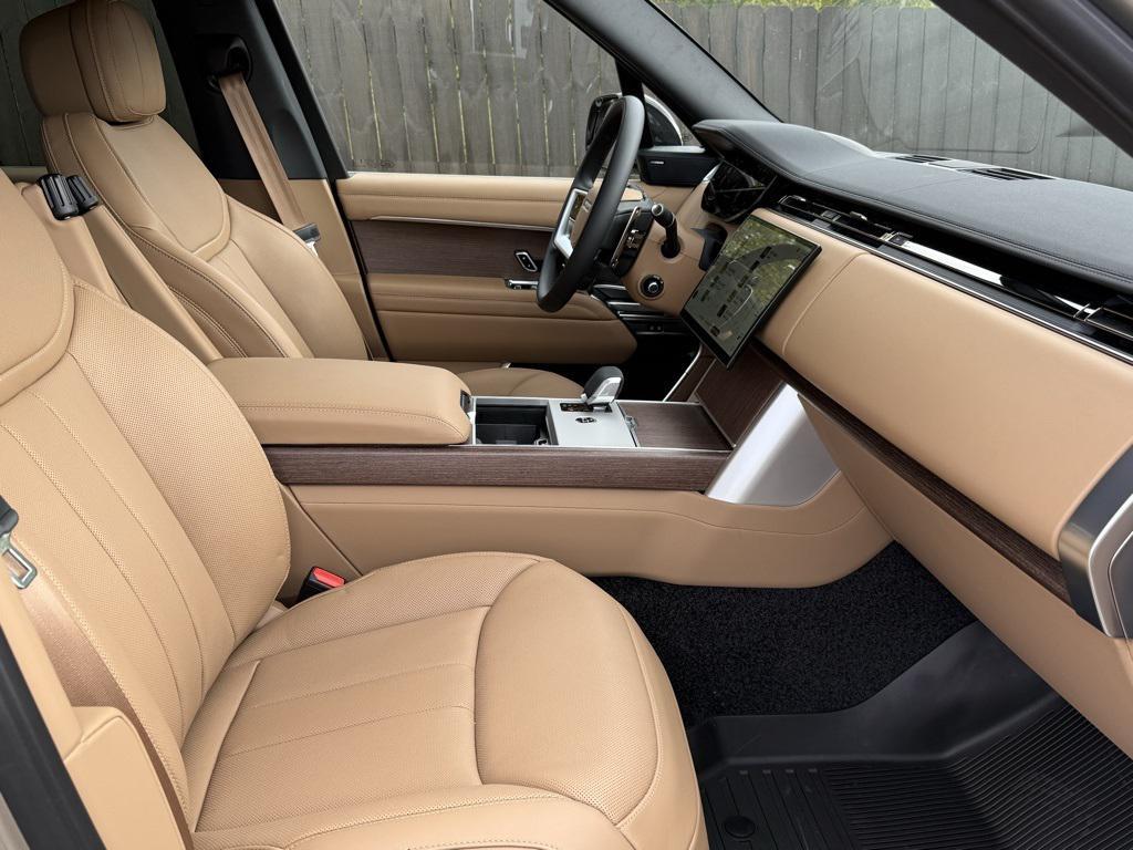 new 2025 Land Rover Range Rover car, priced at $121,480