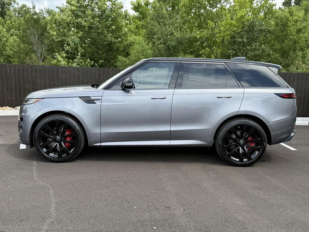 new 2025 Land Rover Range Rover Sport car, priced at $105,210