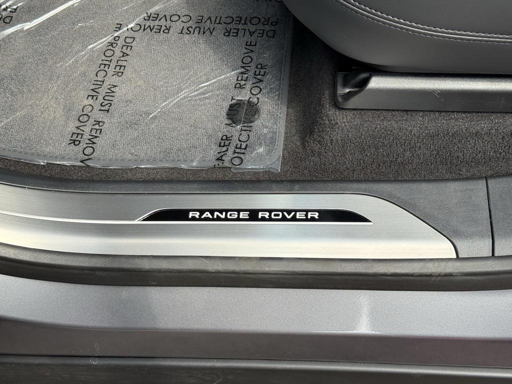 new 2025 Land Rover Range Rover Sport car, priced at $105,210