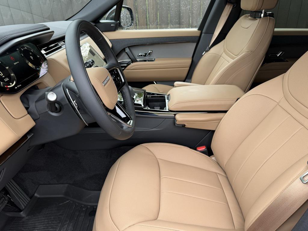 new 2025 Land Rover Range Rover Sport car, priced at $93,640