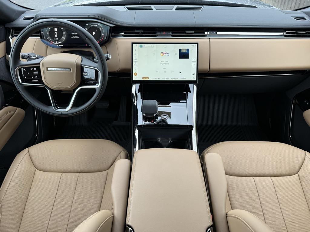 new 2025 Land Rover Range Rover Sport car, priced at $93,640