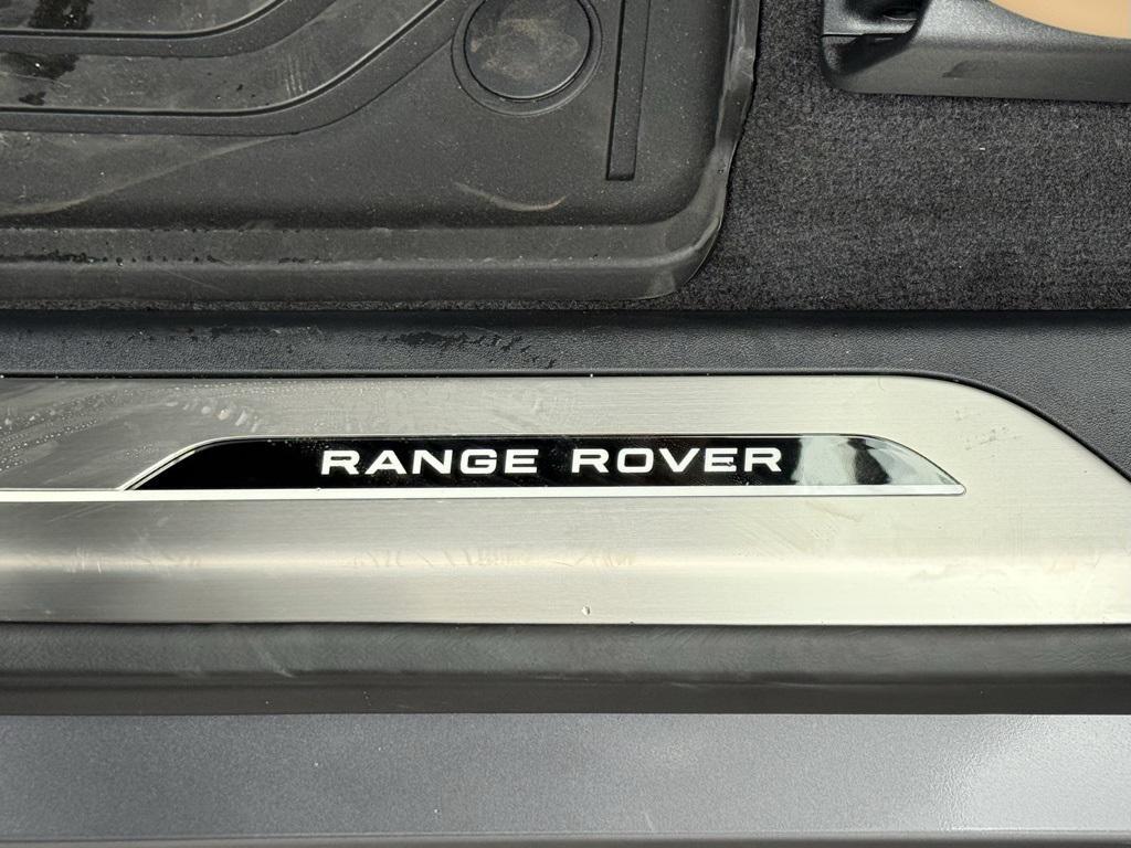 new 2025 Land Rover Range Rover Sport car, priced at $93,640