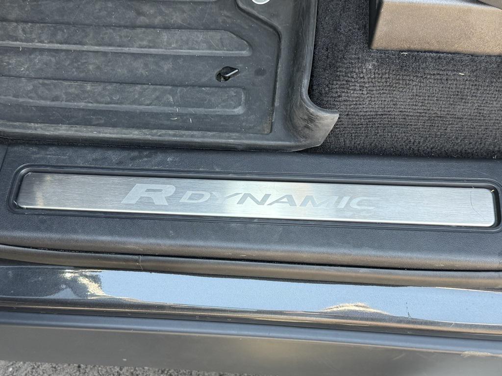 used 2023 Land Rover Discovery car, priced at $54,323