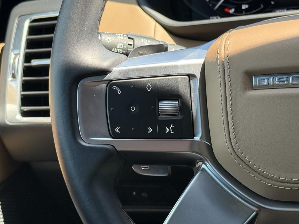 used 2023 Land Rover Discovery car, priced at $54,323