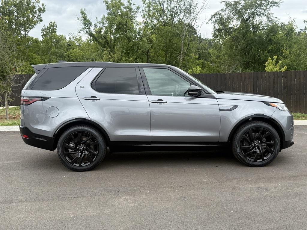 new 2025 Land Rover Discovery car, priced at $80,103