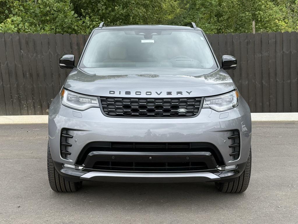 new 2025 Land Rover Discovery car, priced at $76,878