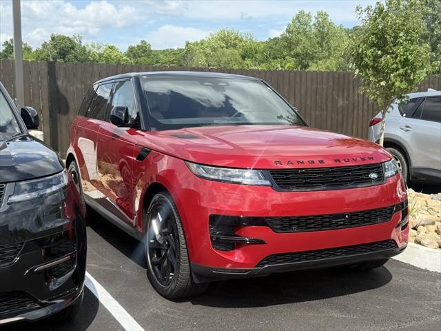 new 2025 Land Rover Range Rover Sport car, priced at $93,305