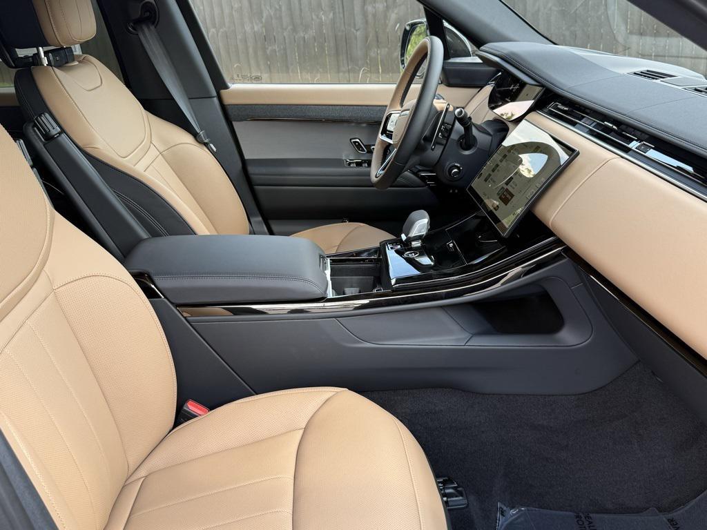 new 2025 Land Rover Range Rover Sport car, priced at $124,100