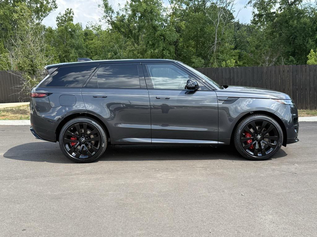 new 2025 Land Rover Range Rover Sport car, priced at $124,100