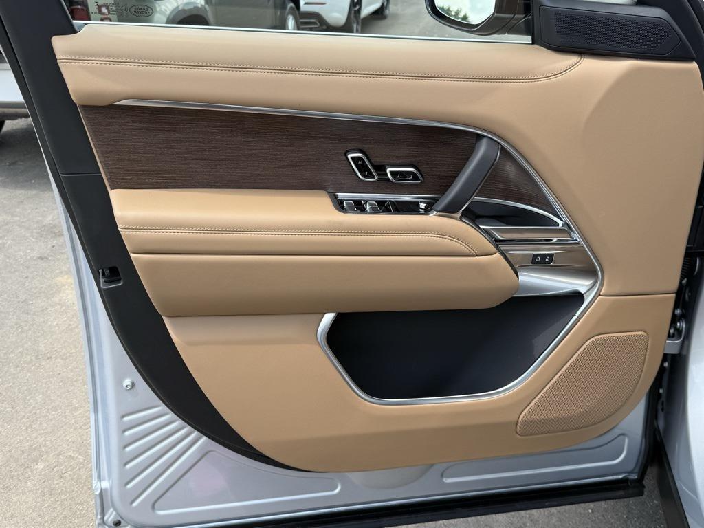 new 2025 Land Rover Range Rover car, priced at $121,000