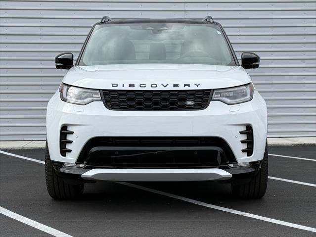 new 2025 Land Rover Discovery car, priced at $79,903