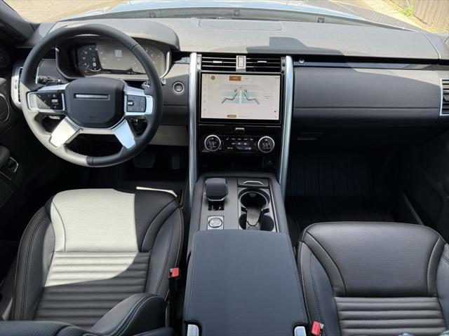 new 2025 Land Rover Discovery car, priced at $69,503