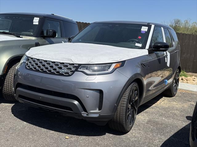new 2025 Land Rover Discovery car, priced at $69,503
