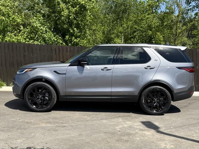 new 2025 Land Rover Discovery car, priced at $69,503