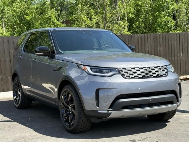 new 2025 Land Rover Discovery car, priced at $69,503