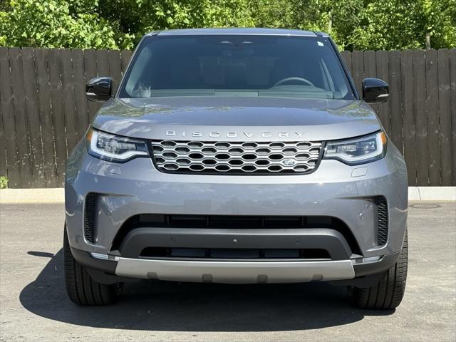 new 2025 Land Rover Discovery car, priced at $69,503