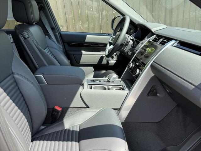 new 2025 Land Rover Discovery car, priced at $69,503