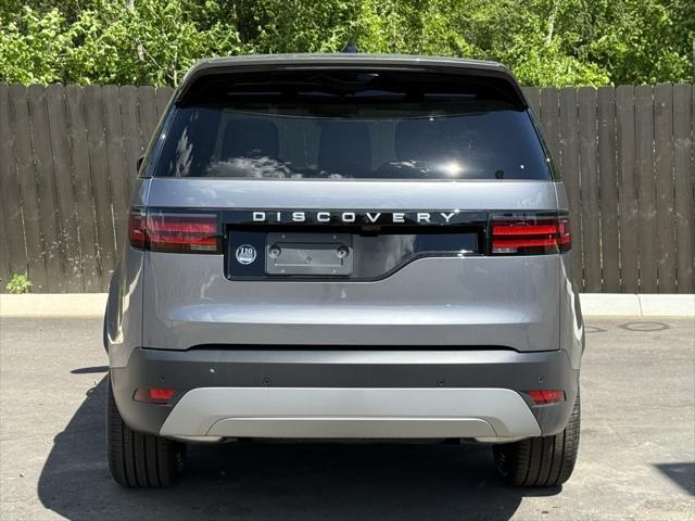 new 2025 Land Rover Discovery car, priced at $69,503