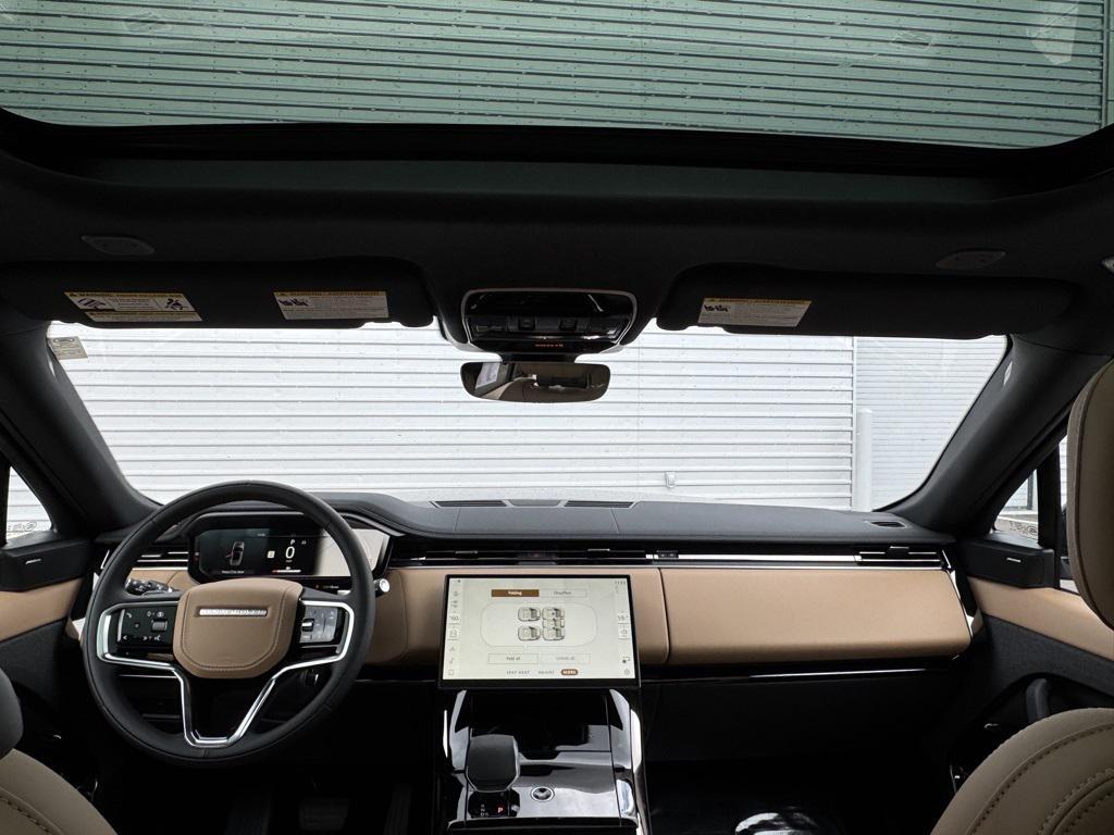 new 2025 Land Rover Range Rover Sport car, priced at $93,025