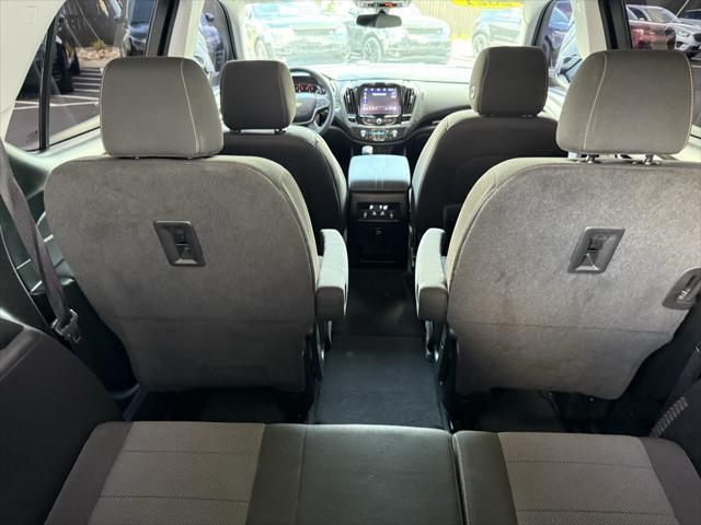 used 2021 Chevrolet Traverse car, priced at $24,988