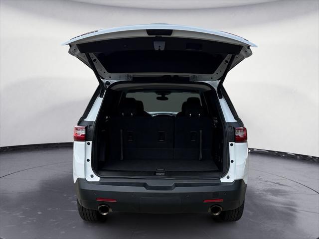used 2021 Chevrolet Traverse car, priced at $23,945