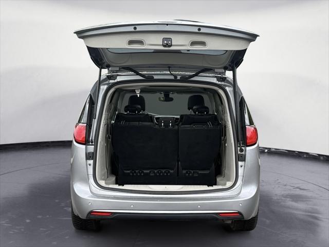 used 2019 Chrysler Pacifica car, priced at $23,963