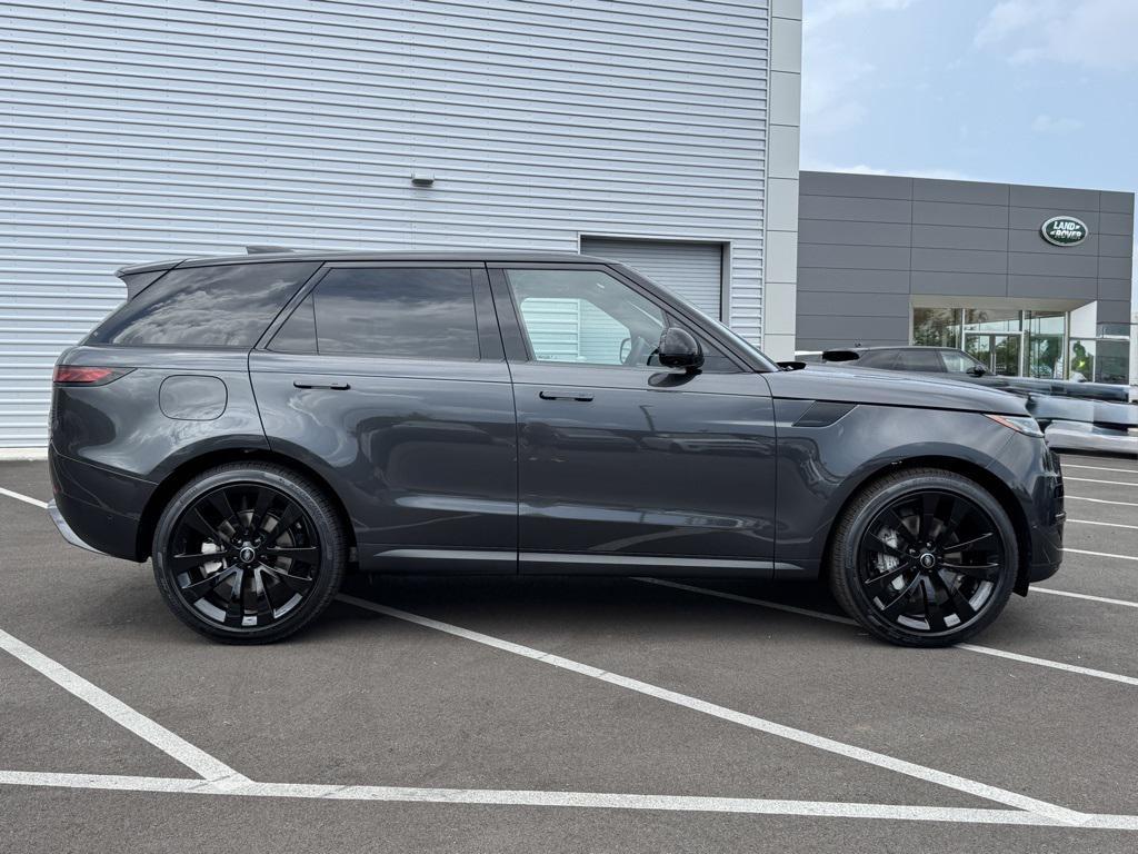 new 2025 Land Rover Range Rover Sport car, priced at $95,265